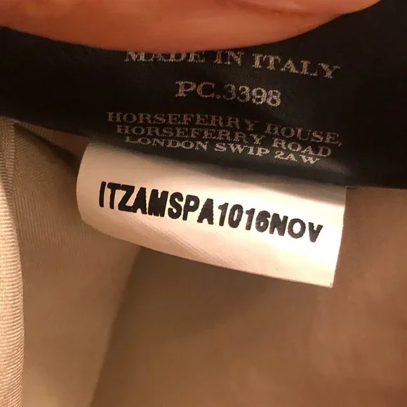 Beautiful 100% Silk Burberry Twist Blouse 8 - Picture 9 of 11